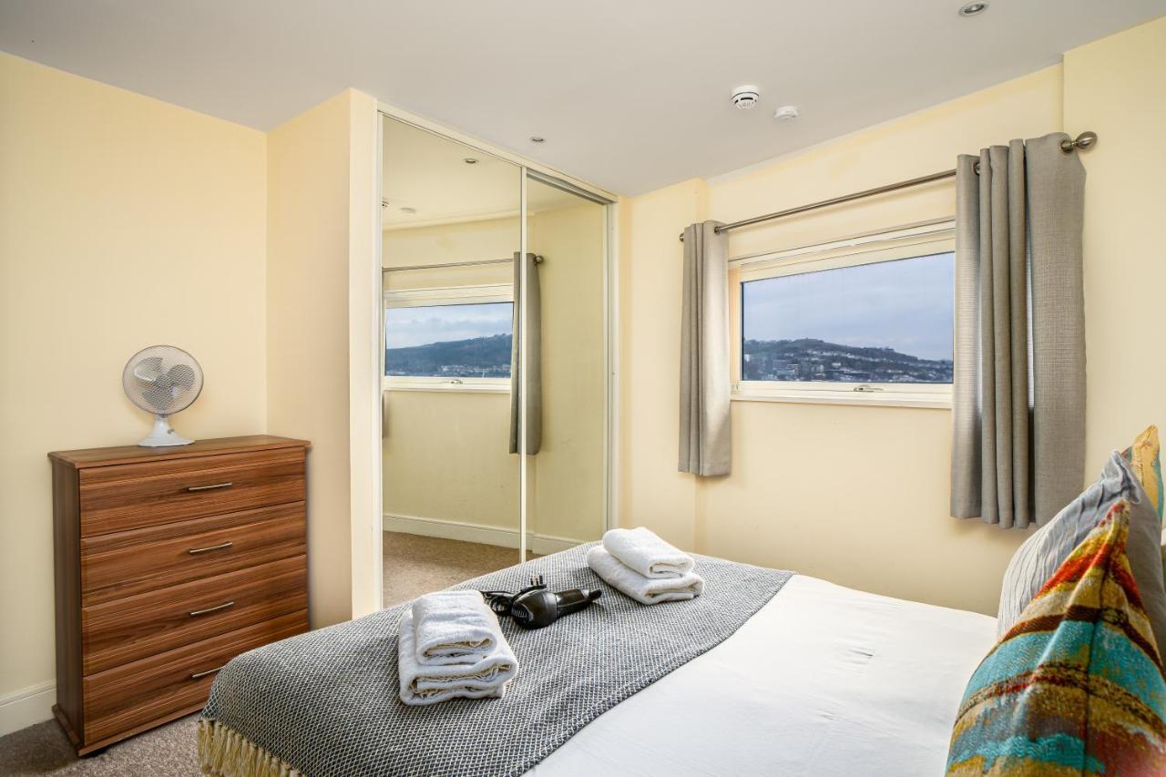 Coastal City Rooms - Waterfront Свонсі Екстер'єр фото