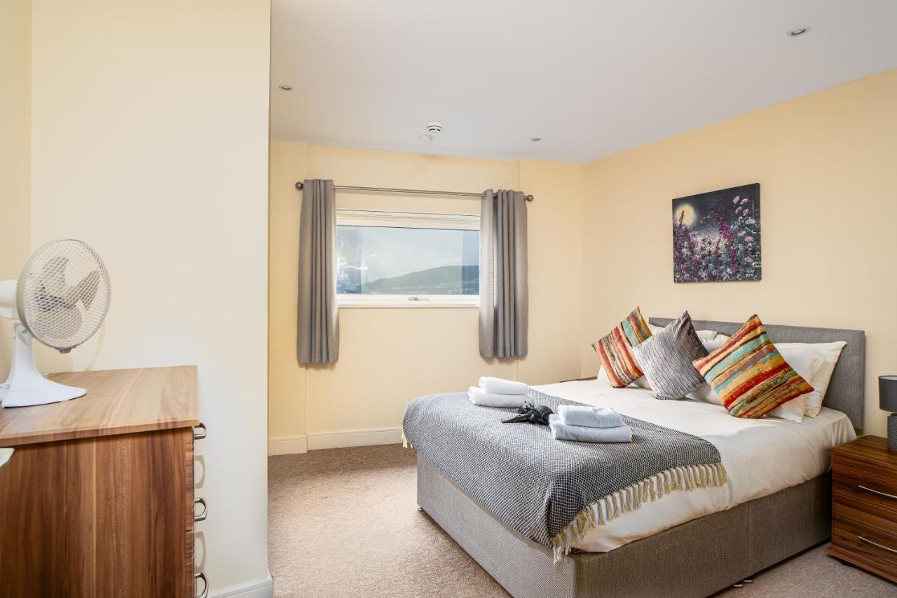 Coastal City Rooms - Waterfront Свонсі Екстер'єр фото