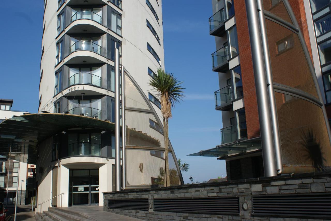Coastal City Rooms - Waterfront Свонсі Екстер'єр фото