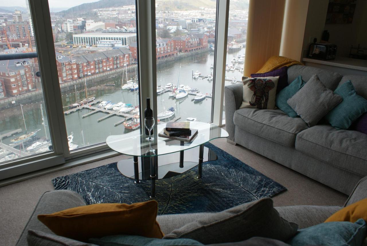 Coastal City Rooms - Waterfront Свонсі Екстер'єр фото